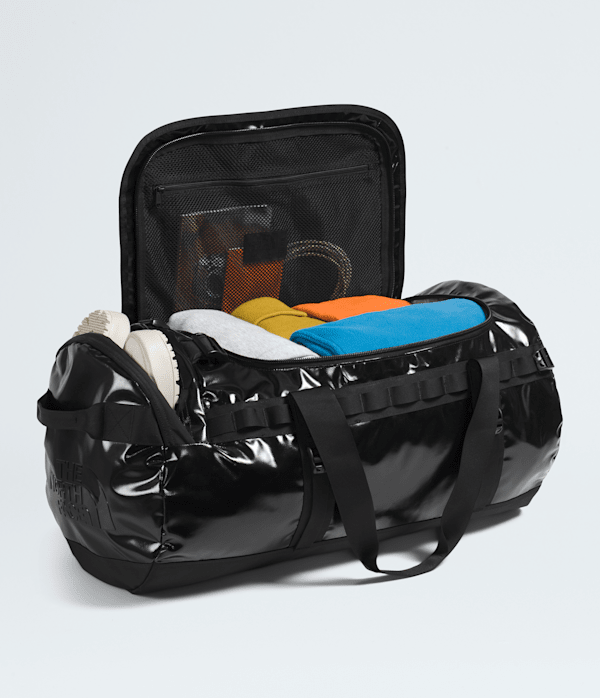 Base-Camp-Duffel-Special-Edition-M-71L-TNF-INT.png