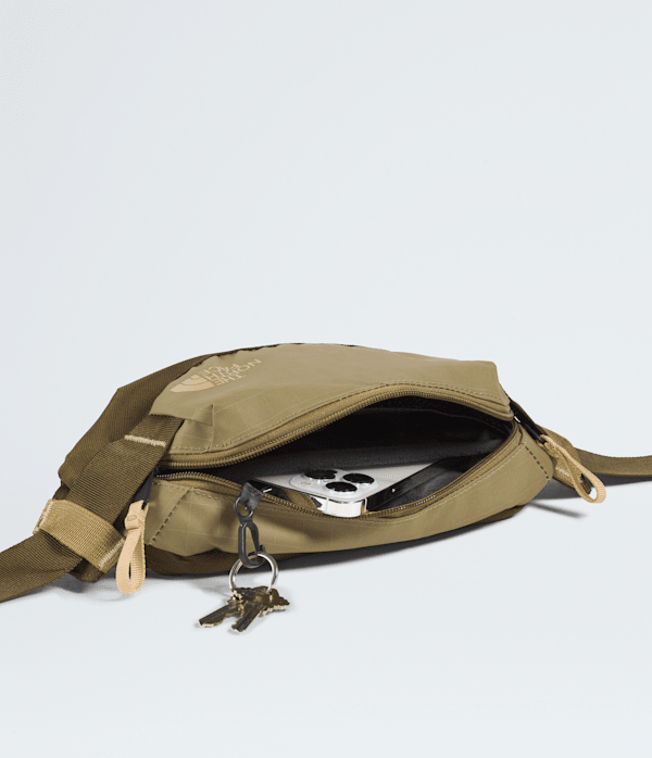 Base-Camp-Voyager-Lumbar-TNF-INT.png