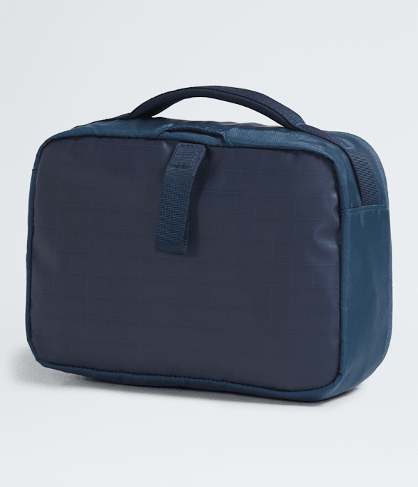Base-Camp-Voyager-Toiletry-Kit-TNF-BACK.png