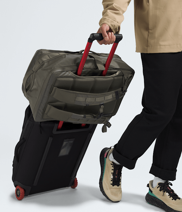 Base-Camp-Voyager-Travel-Pack-TNF-ALT3.png