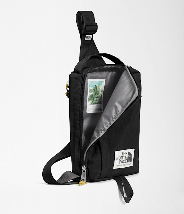 Berkeley-Field-Bag-TNF-INT.png