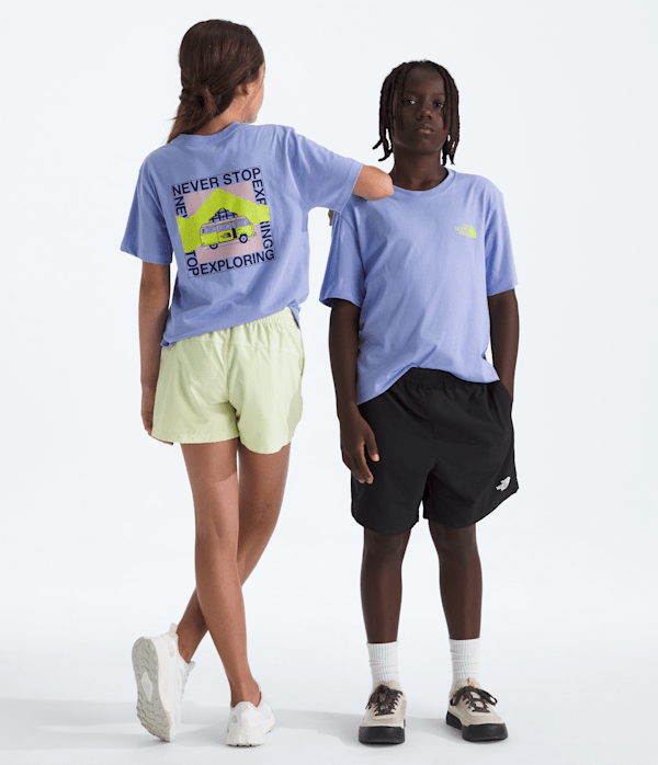 Boys-Girls-Escape-The-City-Regular-ShortSleeve-Tee-TNF-HERO.png