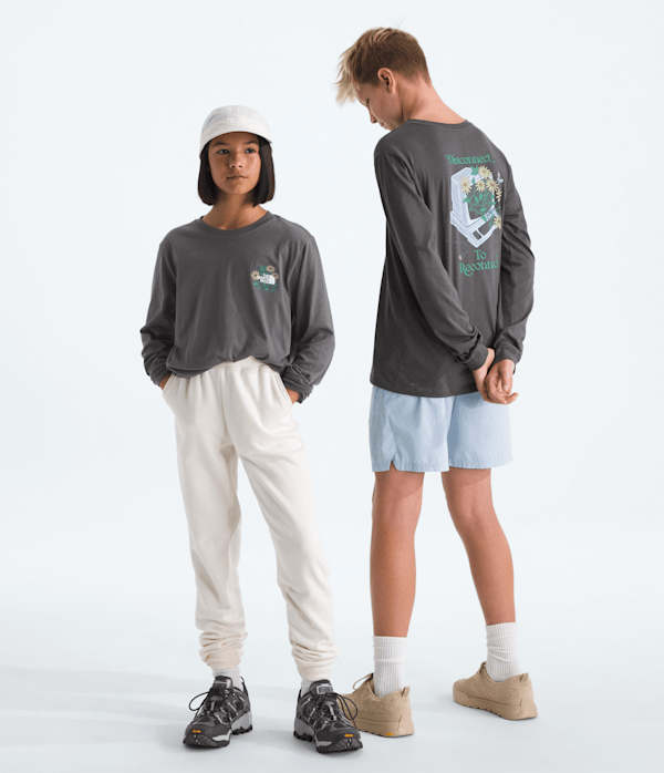 Boys-Girls-Evolution-Disconnect-LongSleeve-TeeGraphic-TNF-HERO.png