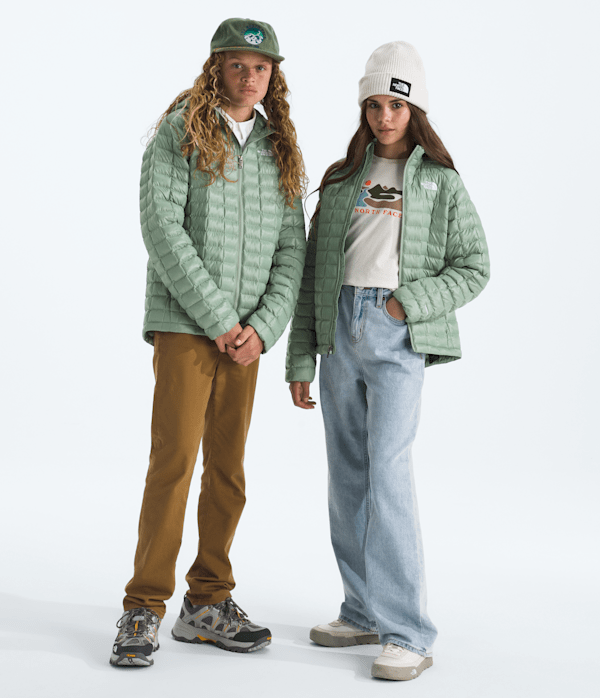 Boys-Girls-THERMOBALL-Hooded-Jacket-TNF-HERO.png