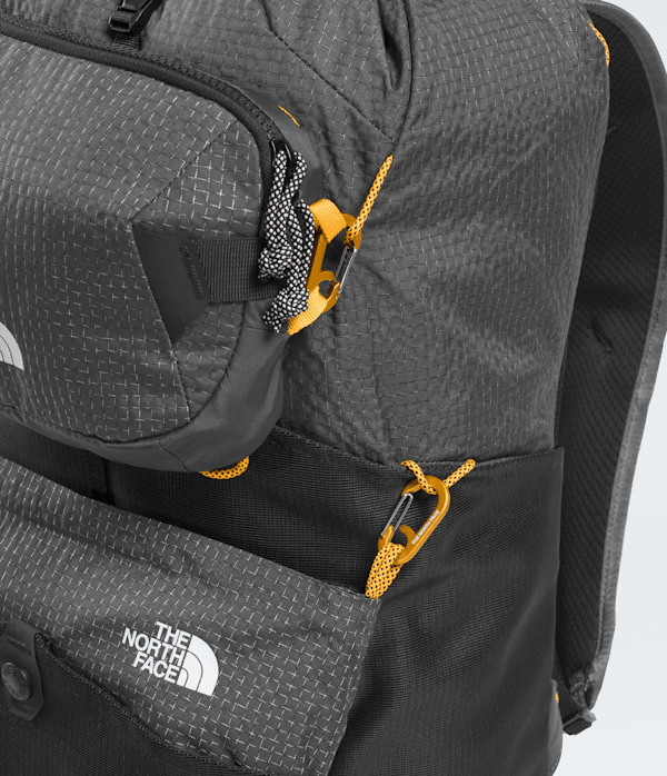 Clyffe-Daypack-TNF-ALT3.png