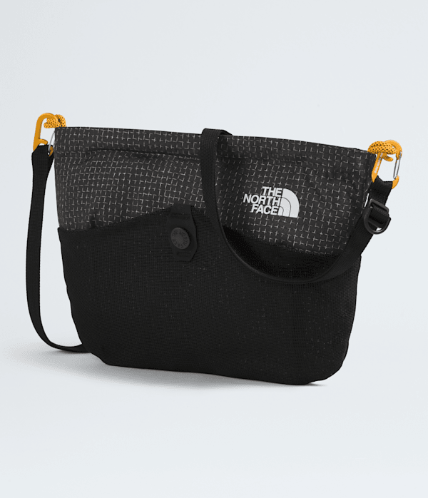 Clyffe-Shoulder-Bag-TNF-FRONT34.png