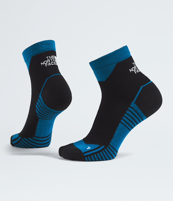Hiking-Quarter-Socks-TNF-HERO.png