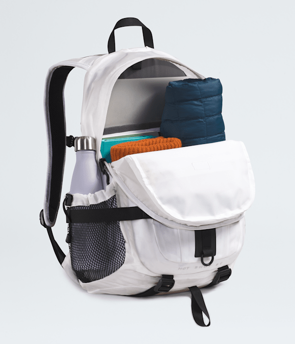 Hot-Shot-Base-Camp-Backpack-TNF-INT.png