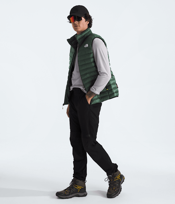Mens-Basin-Pro-Pants-TNF-HERO2.png