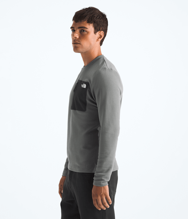 Mens-Kecha-Crew-TNF-MODEL34.png