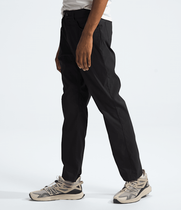 Mens-Sprag-5Pocket-Pants-TNF-MODEL34.png