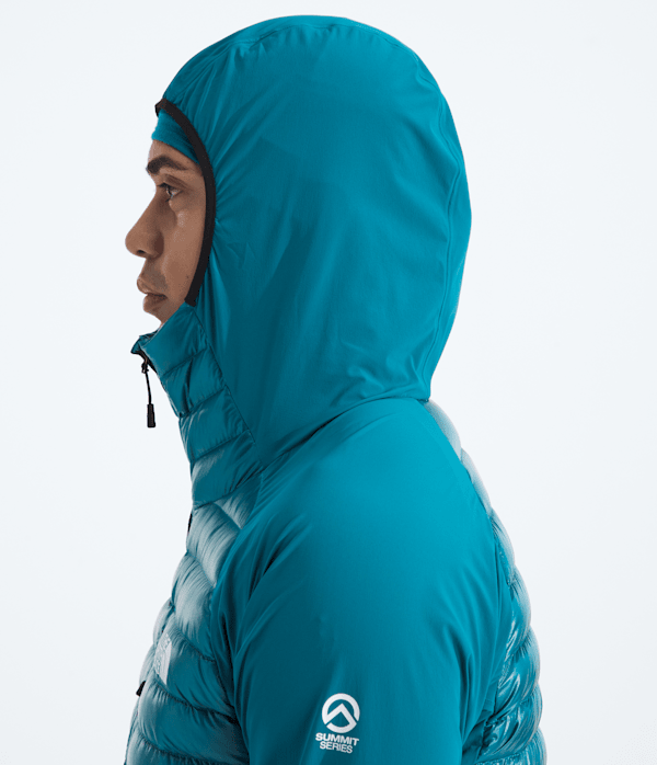 Mens-Summit-Series-Breithorn-LT-Hybrid-Hoodie-TNF-MODELHOOD2.png
