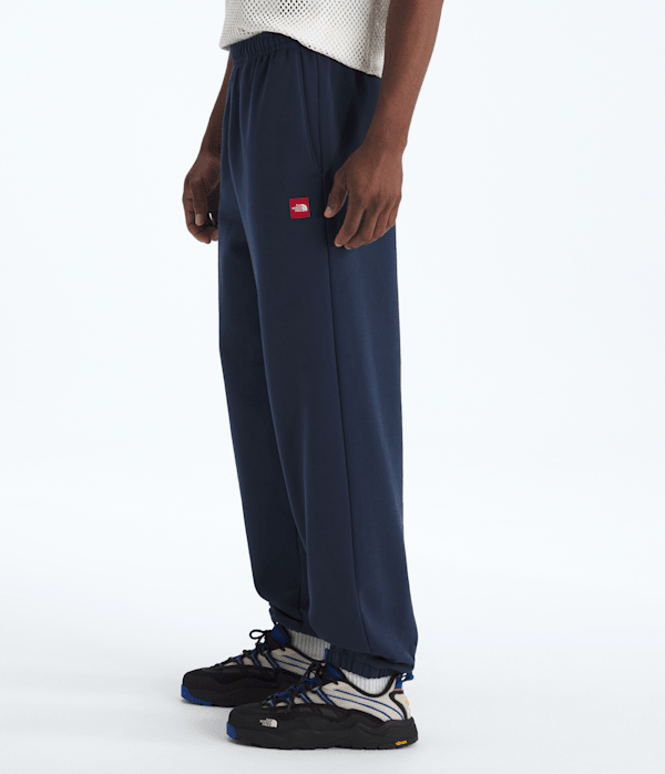 Mens-TNF-Red-Box-Sweatpants-TNF-MODEL34.png