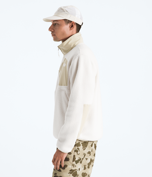 Mens-Yumiori-Off-Peak-Zip-Jacket-TNF-MODEL34.png