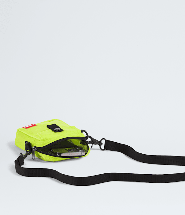 TNF-Red-Box-Small-Carry-Bag-TNF-INT.png