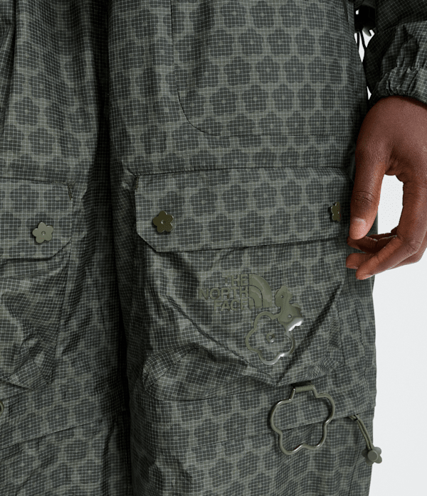 TNF-x-Cecilie-Bahnsen-Carla-Convertible-Pants-TNF-ALT1.png