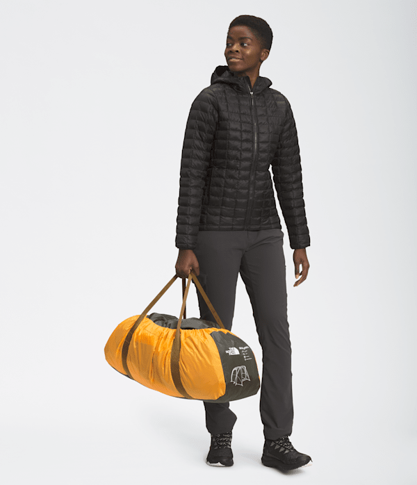Wawona-4-Tent-TNF-MODELBACK.png