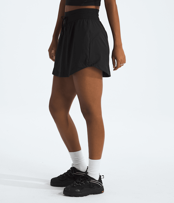 Womens-Aphrodite-Arise-Skort-TNF-MODEL34.png