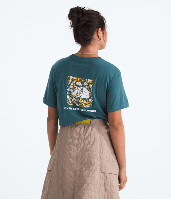 Womens-Evolution-Floral-Box-NSE-ShortSleeve-TeeGraphic-TNF-HERO.png