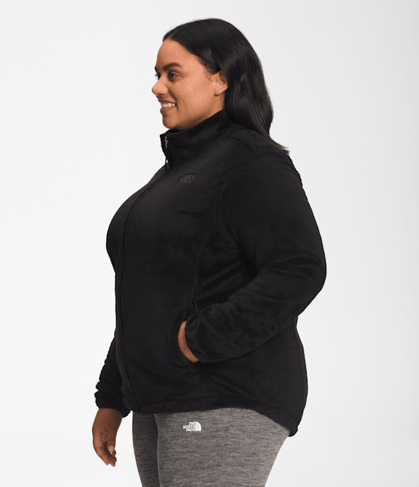 Womens-Plus-Osito-Jacket-TNF-MODEL34.png