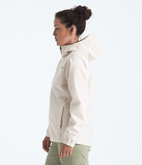 Womens-Quest-Jacket-TNF-MODEL34.png