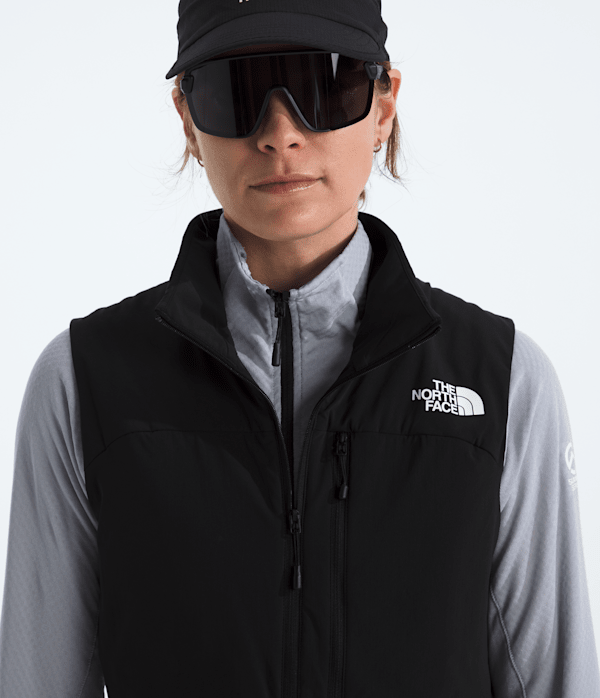 Womens-Summit-Series-Casaval-LT-Vest-TNF-HERO3.png