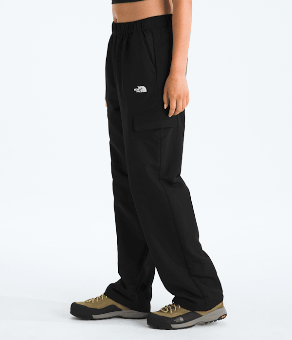 Womens-TNF-Easy-Wind-Cargo-Pants-TNF-MODEL34.png