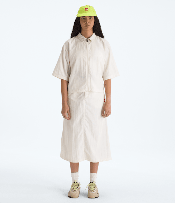 Womens-TNF-Red-Box-Nylon-ShortSleeve-Shirt-TNF-HERO2.png