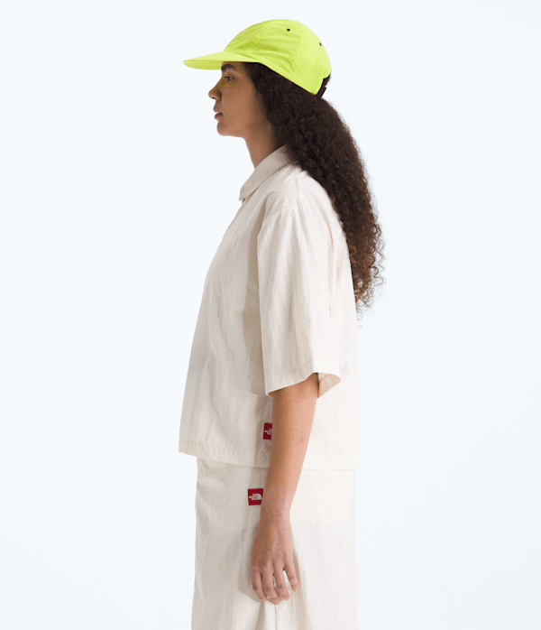 Womens-TNF-Red-Box-Nylon-ShortSleeve-Shirt-TNF-MODEL34.png